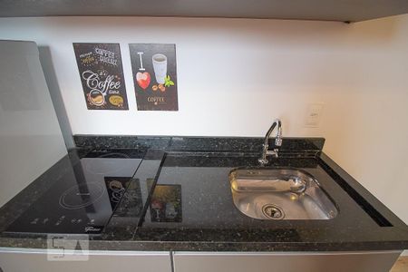 Cozinha de kitnet/studio para alugar com 1 quarto, 18m² em Prado Velho, Curitiba