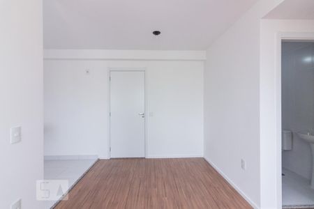 Sala de apartamento para alugar com 2 quartos, 42m² em Santa Teresinha, São Paulo