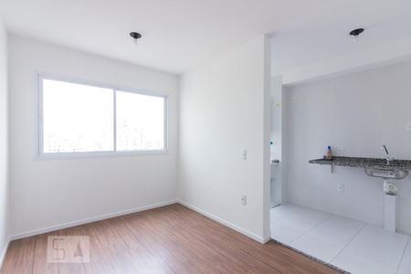 Sala de apartamento para alugar com 2 quartos, 42m² em Santa Teresinha, São Paulo