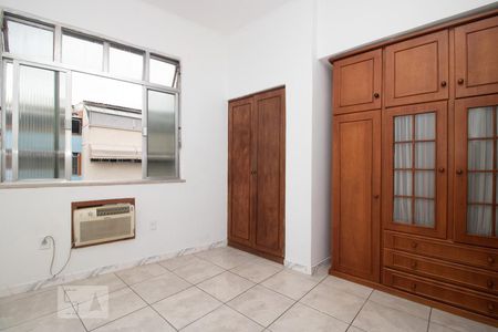 Apartamento à venda com 55m², 2 quartos e 1 vagaQuarto 2
