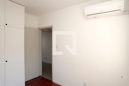 Quarto de apartamento à venda com 1 quarto, 43m² em Centro Histórico, Porto Alegre