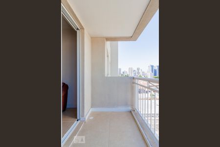 Apartamento para alugar com 54m², 2 quartos e 1 vaga Apartamento para alugar com 54m², 2 quartos e 1 vagaVaranda