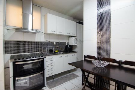 Apartamento à venda com 95m², 3 quartos e 1 vagaCozinha