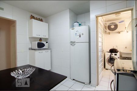 Apartamento à venda com 95m², 3 quartos e 1 vagaCozinha