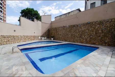 Apartamento à venda com 95m², 3 quartos e 1 vagaÁrea comum - piscina