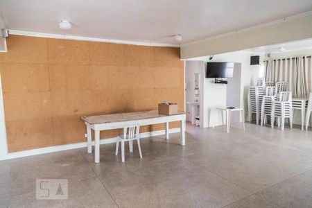 Apartamento à venda com 57m², 2 quartos e 1 vaga Apartamento à venda com 57m², 2 quartos e 1 vagaÁrea comum - Salão de festas
