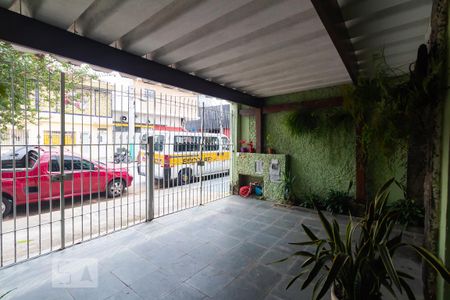 Casa para alugar com 138m², 3 quartos e 3 vagas Casa para alugar com 138m², 3 quartos e 3 vagasGaragem