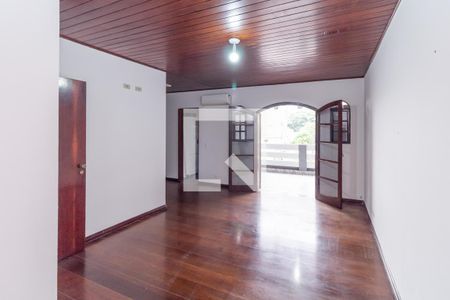 Casa à venda com 180m², 4 quartos e 2 vagasQuarto 4 - Suíte