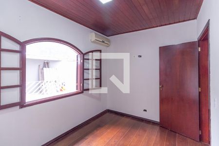 Casa à venda com 180m², 4 quartos e 2 vagasQuarto 3