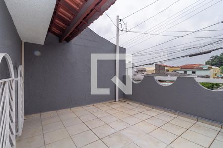 Casa à venda com 180m², 4 quartos e 2 vagasEntrada