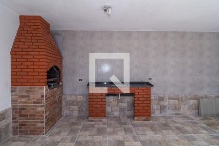 Casa à venda com 180m², 4 quartos e 2 vagasChurrasqueira