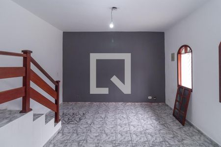 Sala de casa para alugar com 4 quartos, 150m² em Jardim Independência, São Paulo