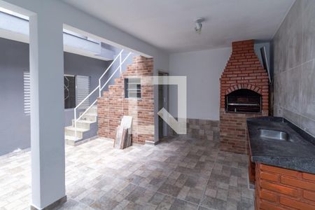 Casa à venda com 180m², 4 quartos e 2 vagasChurrasqueira