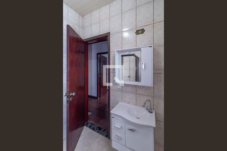 Casa à venda com 180m², 4 quartos e 2 vagasBanheiro 4