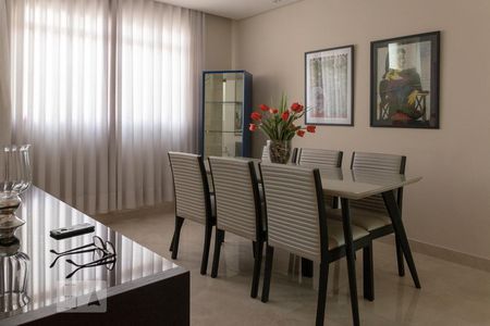 Apartamento para alugar com 3 quartos, 180m² em Santa Amélia, Belo Horizonte