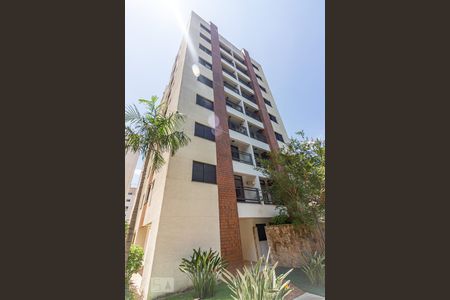 Apartamento para alugar com 65m², 2 quartos e 2 vagas Apartamento para alugar com 65m², 2 quartos e 2 vagasFachada