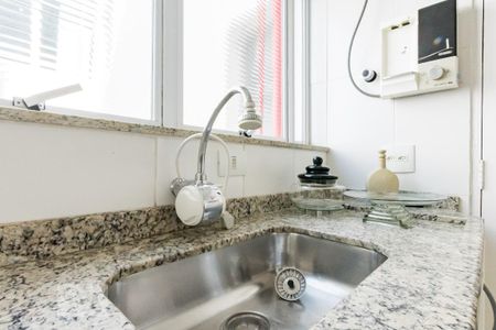 Apartamento à venda com 84m², 2 quartos e 1 vagaCozinha
