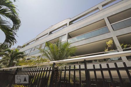 Apartamento à venda com 267m², 3 quartos e 2 vagasFachada