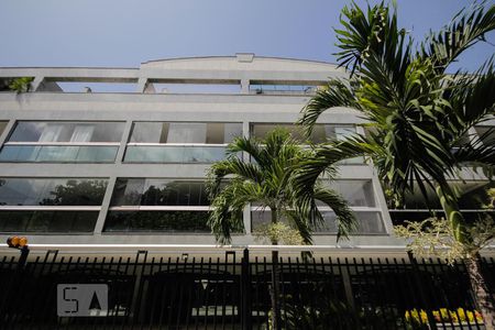 Apartamento à venda com 267m², 3 quartos e 2 vagasFachada