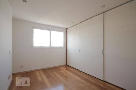 Apartamento à venda com 267m², 3 quartos e 2 vagasSuíte