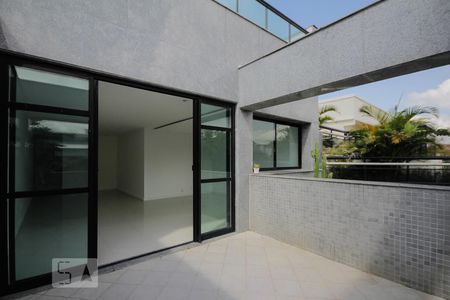 Varanda de apartamento à venda com 3 quartos, 267m² em Barra da Tijuca, Rio de Janeiro
