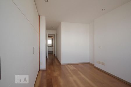Apartamento à venda com 267m², 3 quartos e 2 vagasSuíte