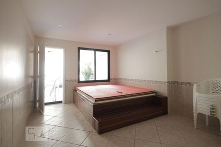 Apartamento à venda com 267m², 3 quartos e 2 vagasPiscina