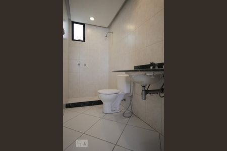 Apartamento à venda com 267m², 3 quartos e 2 vagasBanheiro da Suíte 2