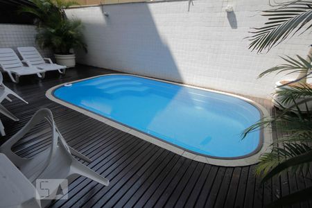 Apartamento à venda com 267m², 3 quartos e 2 vagasPiscina