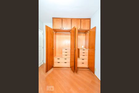 Apartamento à venda com 108m², 4 quartos e 2 vagasSuíte 1