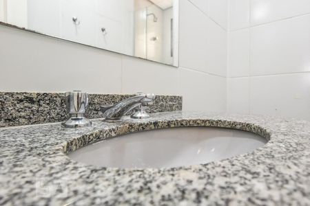 Apartamento à venda com 108m², 4 quartos e 2 vagasBanheiro Social