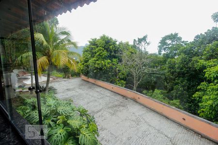 Casa de condomínio à venda com 1500m², 3 quartos e 8 vagasVista da Sala