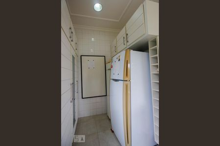 Casa de condomínio à venda com 1500m², 3 quartos e 8 vagasCozinha