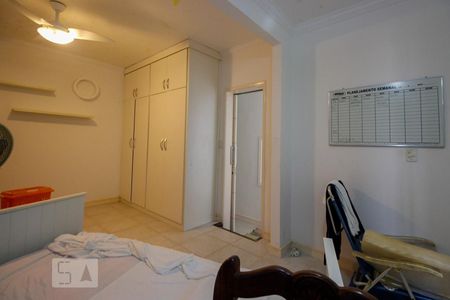 Casa de condomínio à venda com 1500m², 3 quartos e 8 vagasSuíte 1