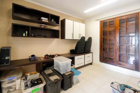 Casa de condomínio à venda com 1500m², 3 quartos e 8 vagasQuarto