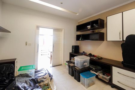 Casa de condomínio à venda com 1500m², 3 quartos e 8 vagasQuarto