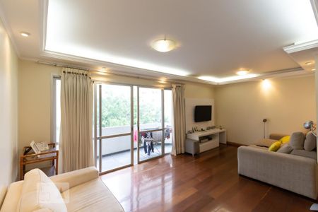 Apartamento para alugar com 3 quartos, 127m² em Jardim Ampliação, São Paulo