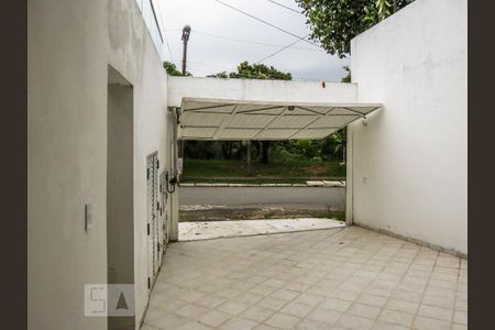 GARAGEM de casa para alugar com 5 quartos, 430m² em Parque dos Príncipes, São Paulo