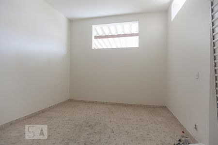 Casa para alugar com 250m², 3 quartos e 5 vagas Casa para alugar com 250m², 3 quartos e 5 vagasQuintal
