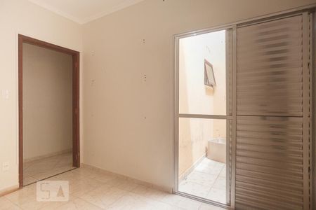 Casa para alugar com 250m², 3 quartos e 5 vagas Casa para alugar com 250m², 3 quartos e 5 vagasQuarto 1