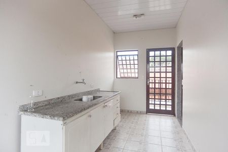 Casa para alugar com 250m², 3 quartos e 5 vagas Casa para alugar com 250m², 3 quartos e 5 vagasAndar superior - cozinha