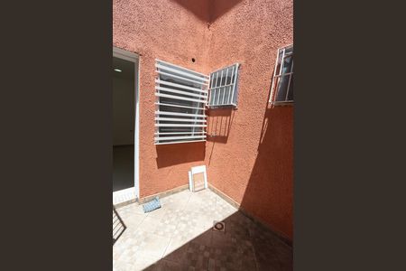 Casa para alugar com 140m², 2 quartos e 1 vagaÁrea de Serviço