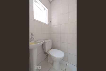 Casa para alugar com 140m², 2 quartos e 1 vagaBanheiro Cozinha