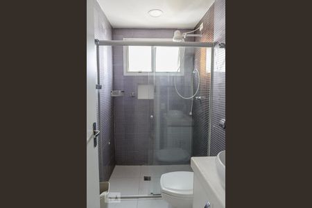 Apartamento para alugar com 66m², 2 quartos e 1 vaga Apartamento para alugar com 66m², 2 quartos e 1 vagaBanheiro