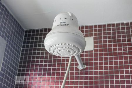 Apartamento para alugar com 66m², 2 quartos e 1 vaga Apartamento para alugar com 66m², 2 quartos e 1 vagaChuveiro