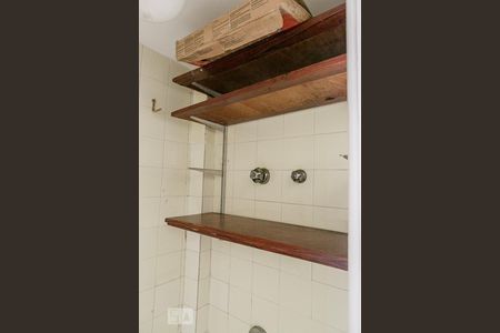 Apartamento para alugar com 66m², 2 quartos e 1 vaga Apartamento para alugar com 66m², 2 quartos e 1 vagaBanheiro de Serviço