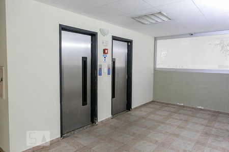 Apartamento para alugar com 66m², 2 quartos e 1 vaga Apartamento para alugar com 66m², 2 quartos e 1 vagaElevador