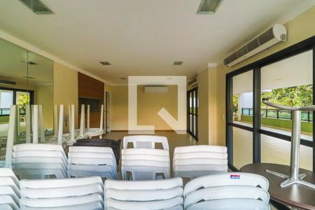 Apartamento à venda com 245m², 4 quartos e 4 vagasSalão de Festas