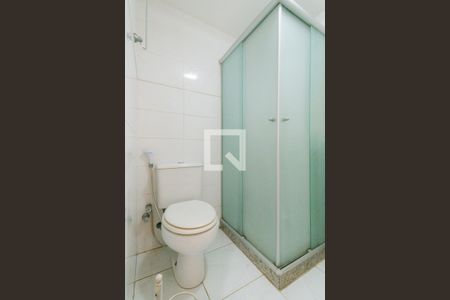 Apartamento à venda com 245m², 4 quartos e 4 vagasBanheiro do Quarto 4