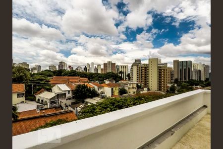 Studio para alugar com 45m², 1 quarto e sem vaga Studio para alugar com 45m², 1 quarto e sem vagaSacada do quarto